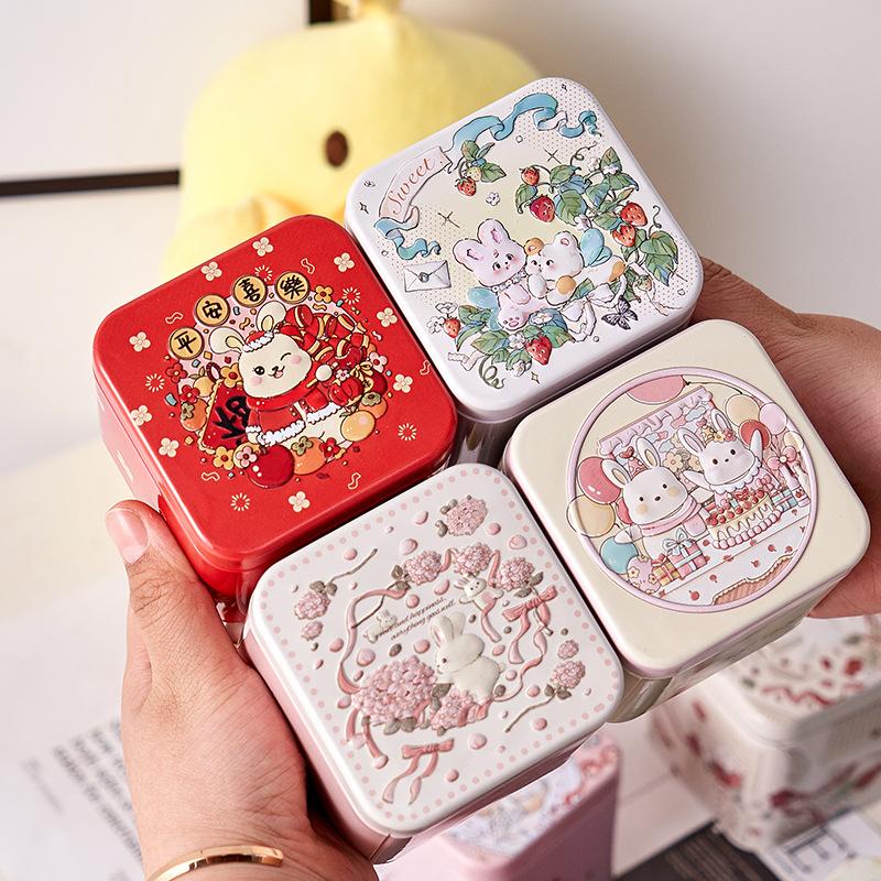 1 шт. Квадратная жестяная коробка с рельефным рисунком кролика, жестяная банка для хранения, контейнер для конфет, печенья, чая, многоразовая, герметичная, подарочная коробка для дома и кухни