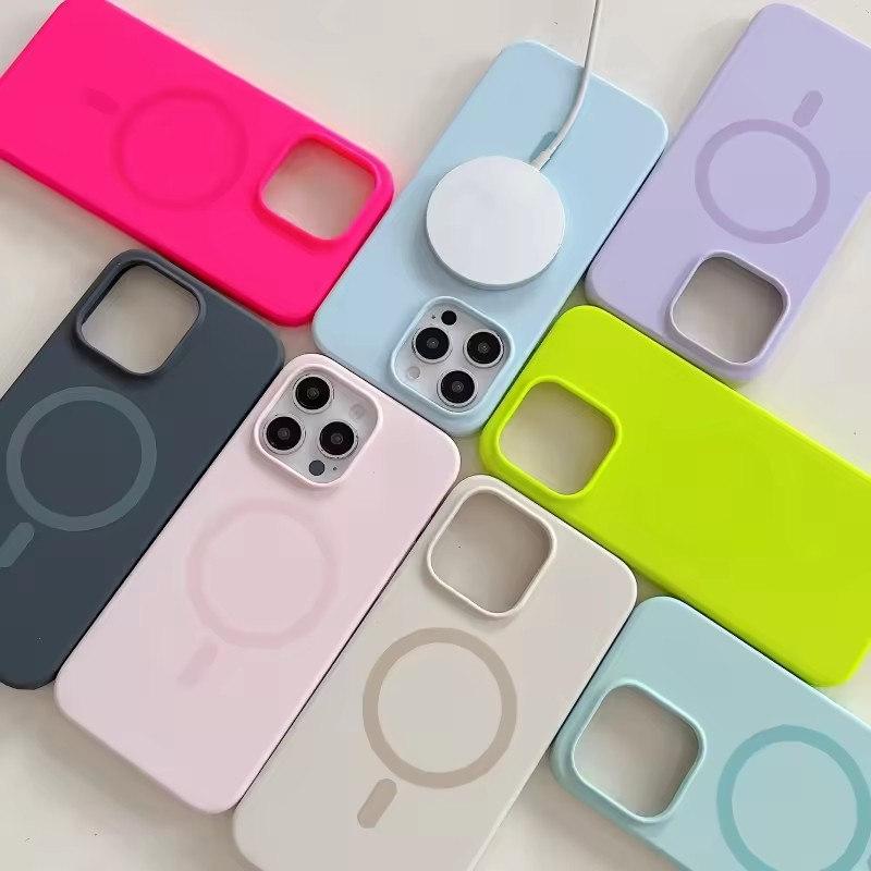Роскошный яркий флуоресцентный жидкий силиконовый магнитный чехол Magsafe для iPhone 16 15 14 13 12 Pro Max Plus с функцией беспроводной зарядки