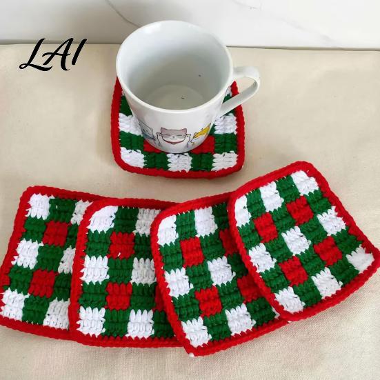 Kitchen Table Heat Insulation Handmade Christmas Yarn Coasters Cute Santa Snowflake Crochet Drink Mats Hand Crocheted Decor Resistant Non-slip