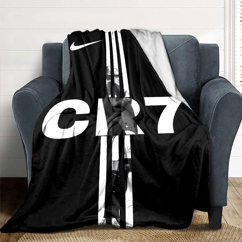Cristiano Ronaldo Blanket Warmthful Decor Great for Office Chair Picnics Office for All Seasons Modern Style Perfect Gift for Relatives and Friends