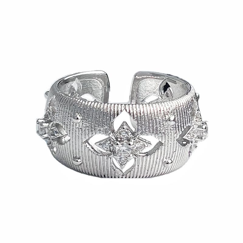 Italian Brushed Hollow Lace Honeycomb Flower Opening Ring Daisy Wide Version Antique Engraved Set Ring Woman