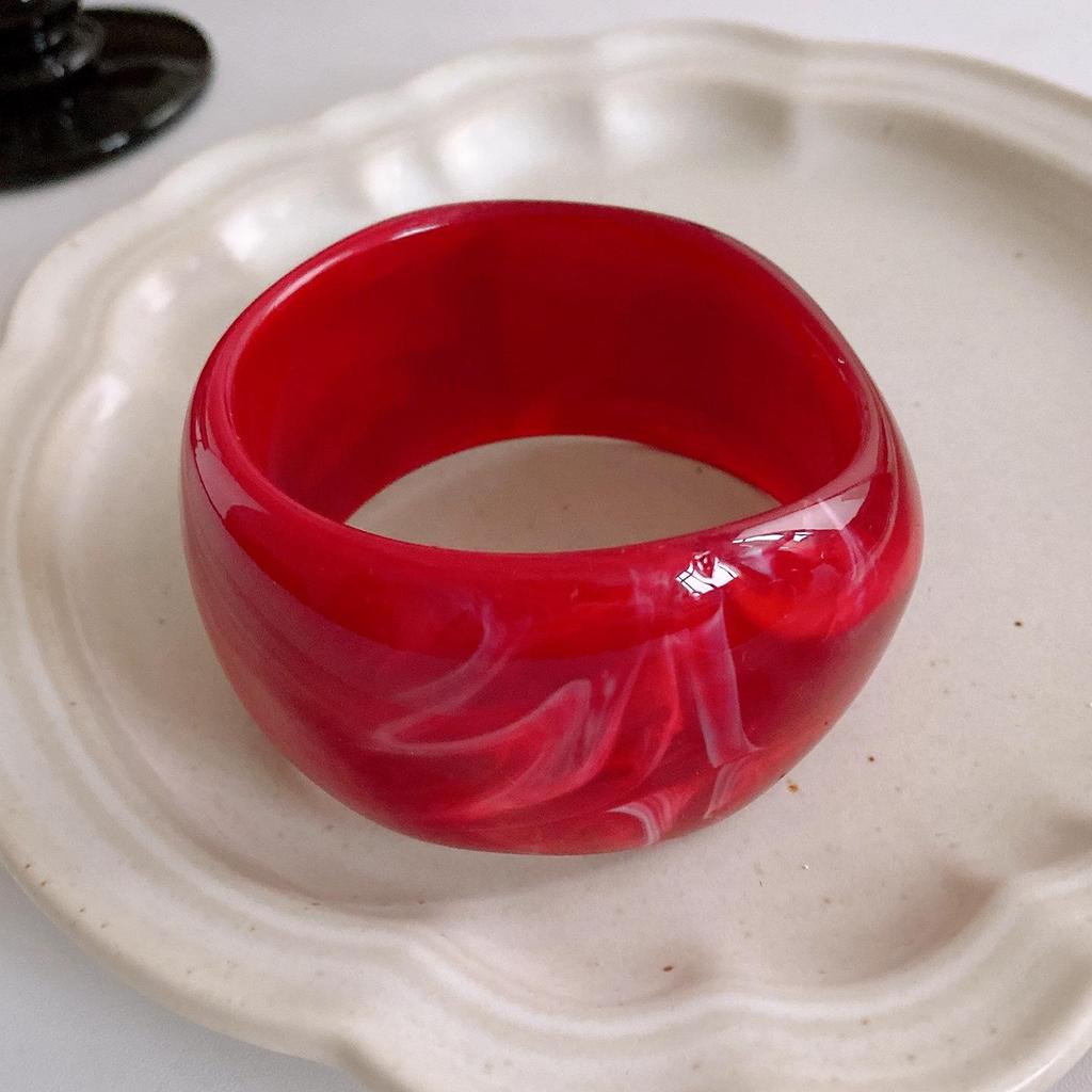 European and American Fashion High-End Marbled Acrylic Bangle Bracelet - Women's Versatile Hand Jewelry