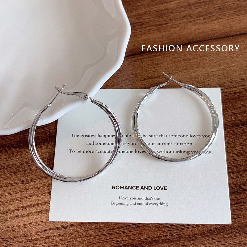 European and American Style Exaggerated Large Hoop Earrings for Women, 2026 New Model, High-End Unique Design, Trendy Niche Style