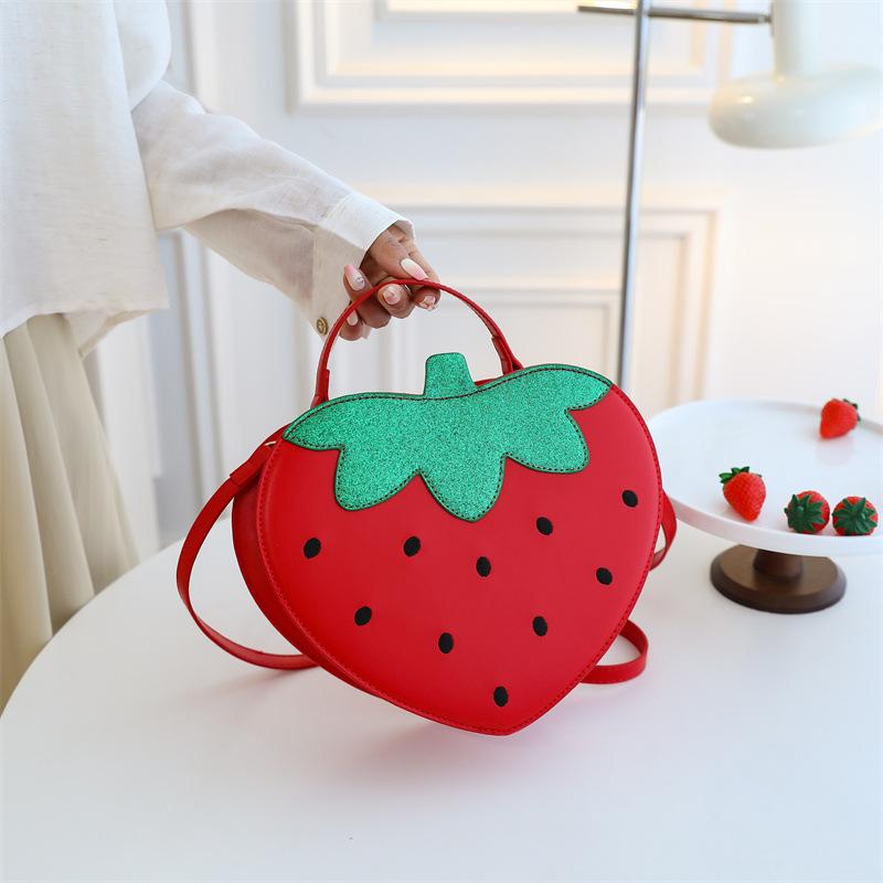 Personalized and creative small bag women 2025 new small fresh literary and fashionable strawberry foreign style one shoulder crossbody small