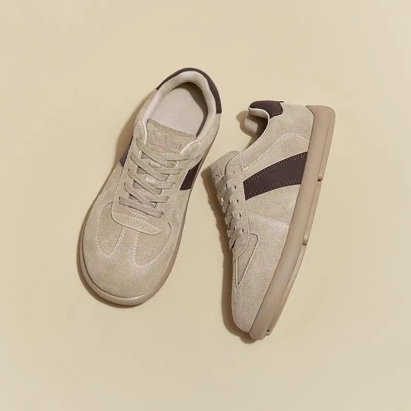 Ретро немецкие кроссовки женские на плоской подошве повседневные 2025 весна и осень новые спортивные женские туфли универсальные маленькие белые туфли женские туфли на шнуровке