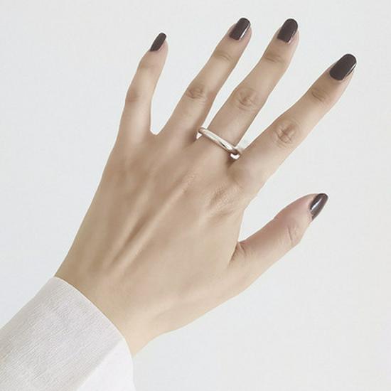 Trendy Minimalist Korean Vintage Stacking Rings for Women - Influencer-Approved Light Luxury Style.