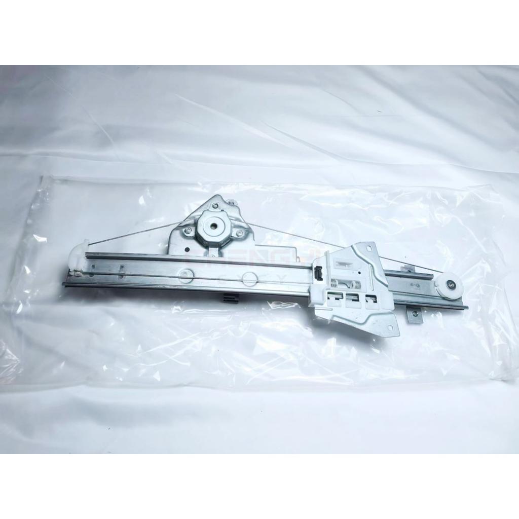 Rear Left Door Window Regulator Assembly For Pajero Montero V93W V95W V97W V98W 5743A089 MN167273 (5 Door Version Left Rudder)