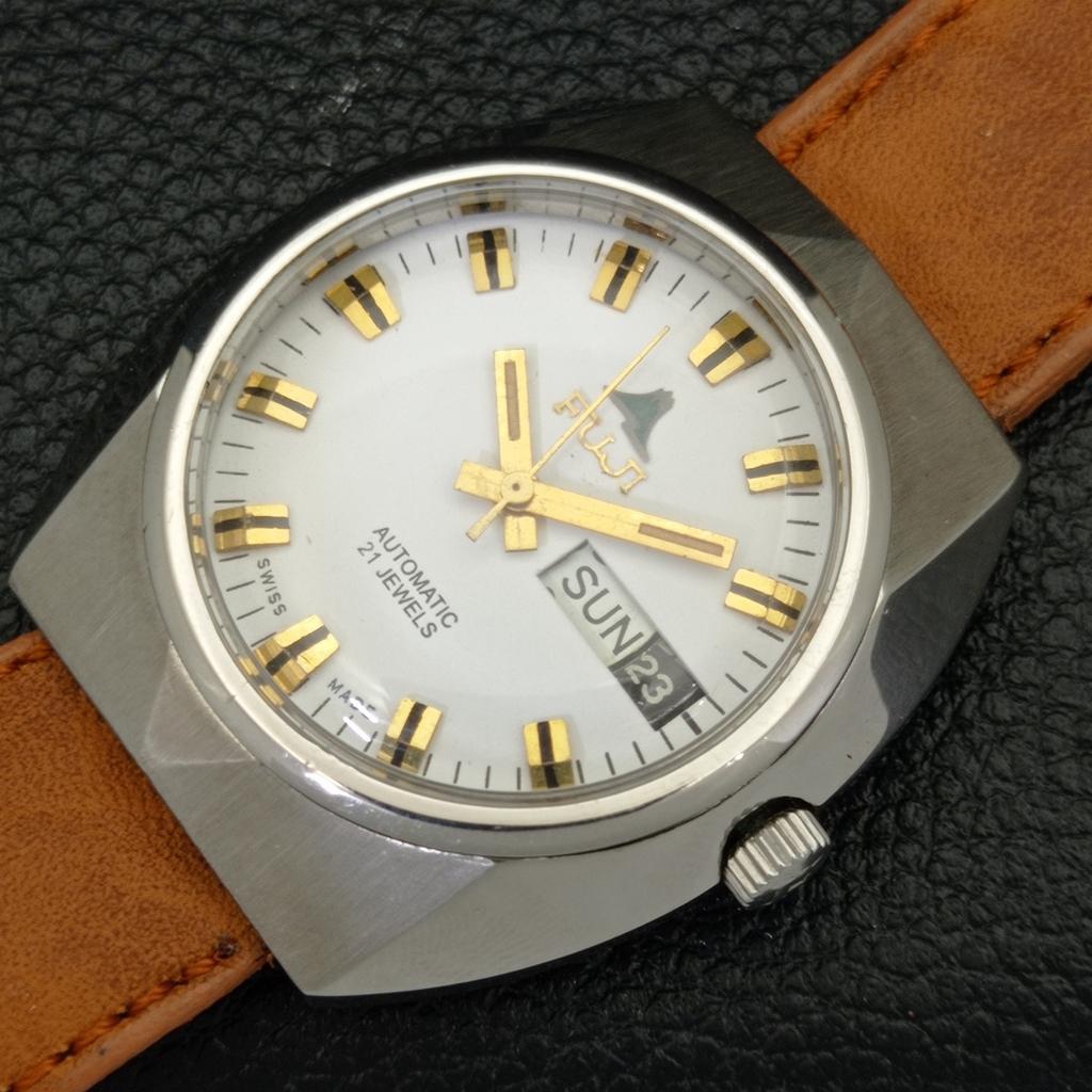 Б/У FUJI AUTOMATIC 2068 SWISS MENS DAY&DATE ЦИФЕРБЛАТ БЕЛОГО ЦВЕТА a432552-2 R112-a432552