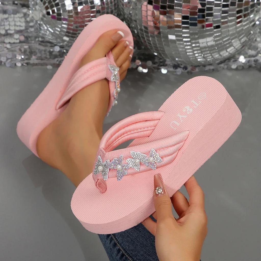 Fashion Rhinestone Butterfly Wedge Slippers Women 2025 Summer Thick Sole Non Slip Beach Flip Flops Woman Lightweight Platform Sandals