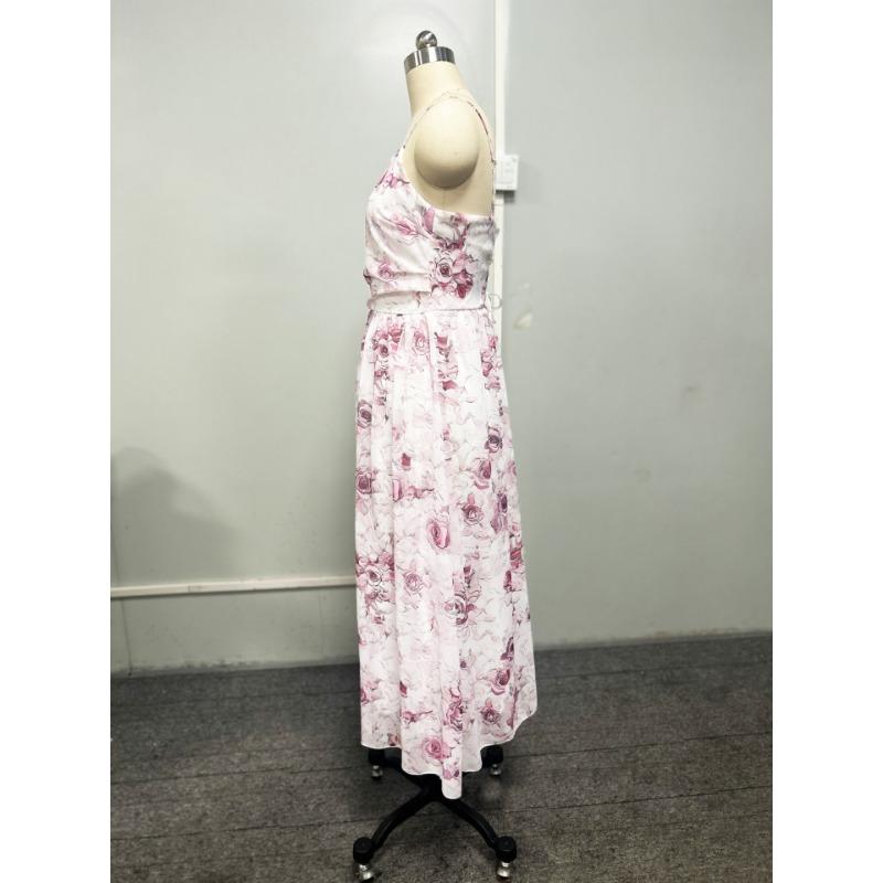 Весенне-летняя женская мода с открытыми плечами из шифона. Атмосфера феи в темпераменте вечернего платья.