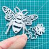 2pcs Bees Metal Cutting Dies Stencil for DIY Scrapbooking Photo Album Embossing Paper Cards Crafts Diecuts