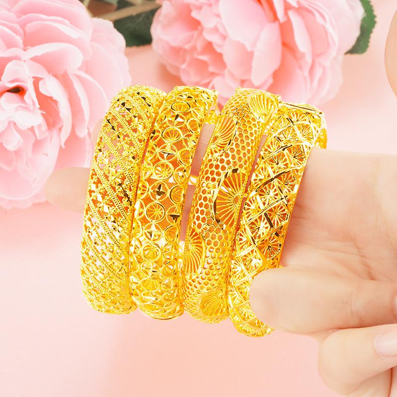 New Style Hollow Buckle Women's Retro Jewelry Bracelet Elegant, Simple, Light Luxury, High-end