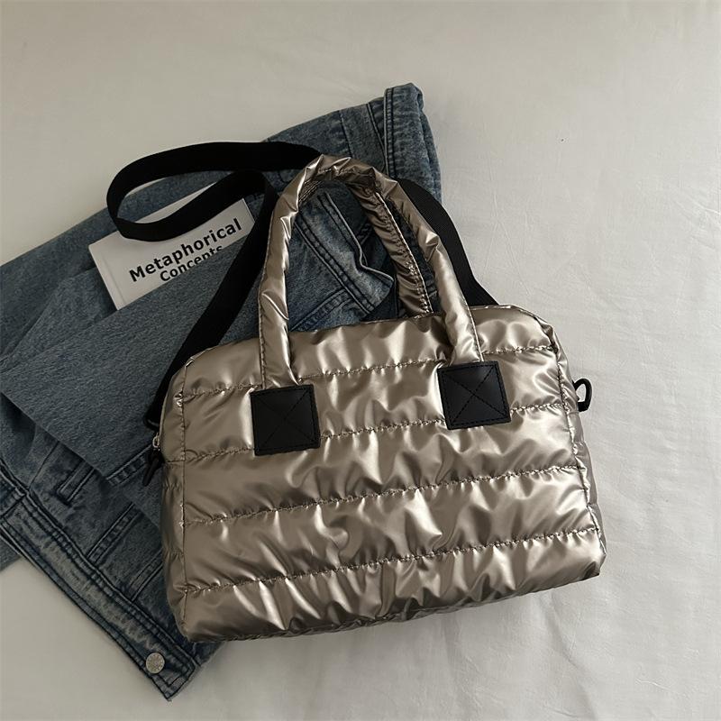 Хлопковая сумка женская осенне-зимняя новая модная уличная большая вместимость сумка через плечо ручная сумка ткань куртки-пуховика сумка-бостон