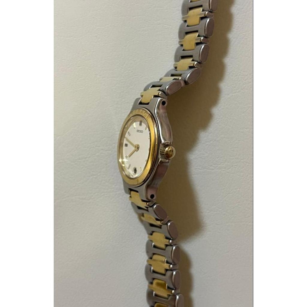 Подержанные кварцевые часы SEIKO PRESAGE