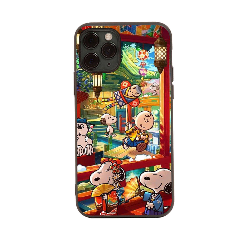 SM5 Snoopy Friend черный мягкий чехол для iPhone 16 15 Plus 14 13 Pro 8 SE XR XS Max P30 Nova 5T Y5P Y6 Y7 Y8P Y9 Realme C30 C33 C31 VIVO Y36 V27