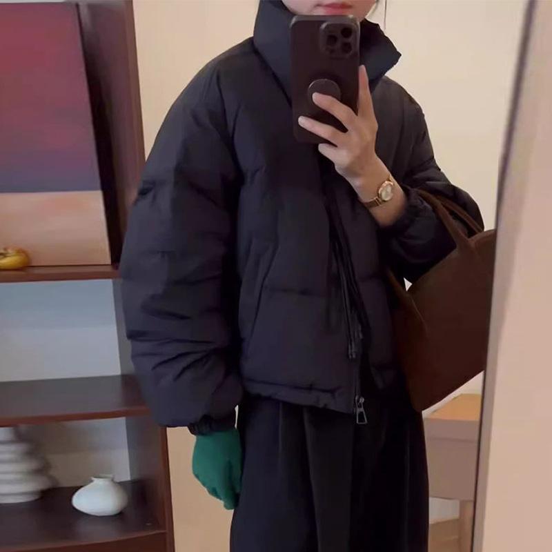 Повседневная короткая куртка-пуховик женская зимняя утолщенная свободная модель воротник-стойка маленькая куртка-хлеб теплая куртка