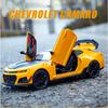1/24 Scale Chevrolet Camaro Alloy Sports Car Model Diecast Simulation Model Collection Hobbies Decoration Boutique Ornament Gift for Boyfriend