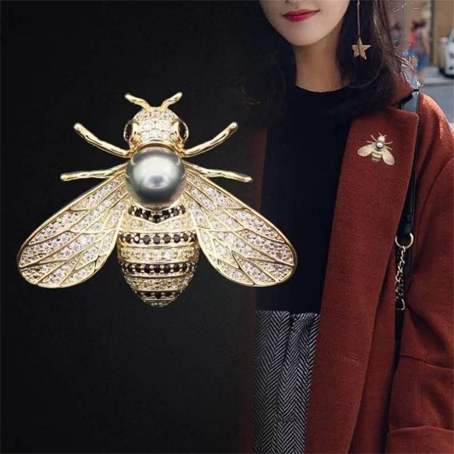 Famous Brand Design Insect Series Brooch Women Delicate Little Bee Brooches Crystal Rhinestone Pin Brooch Jewelry Gifts For Girl