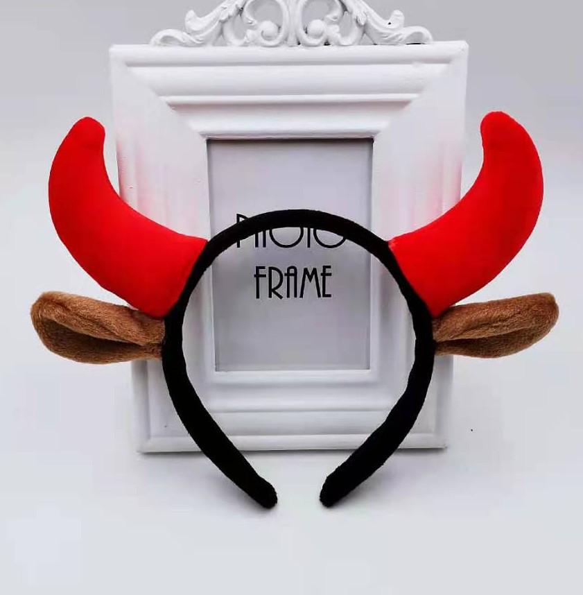 Золотой блестящий головной убор с дьявольскими рожками из пайеток для рождественского и хэллоуинского выступления.