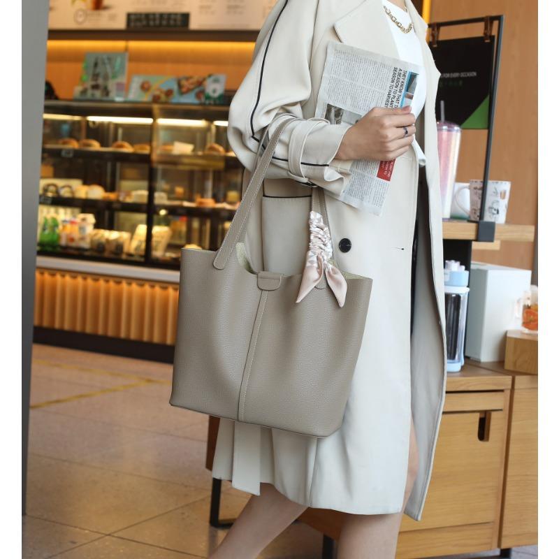 Genuine Leather Tote Bag High Quality Texture Women's Shoulder Bag Wide Shoulder Straps Not Tired Cowhide Mother and Child Bag