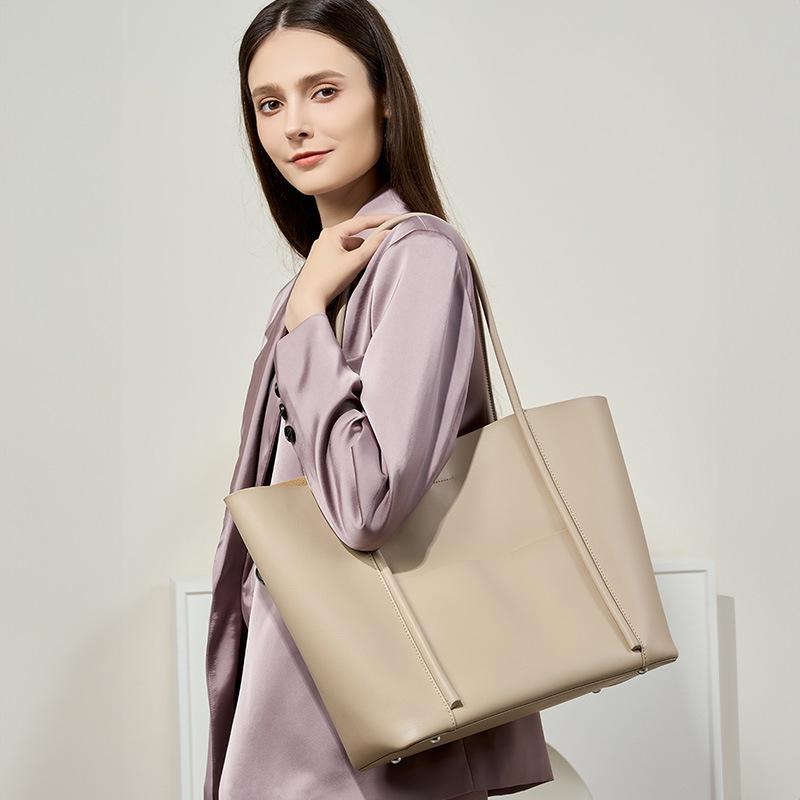 Genuine Leather Women's Bag Tote Bag Summer Tote Cowhide Commute Shoulder Bag Women's Large Capacity
