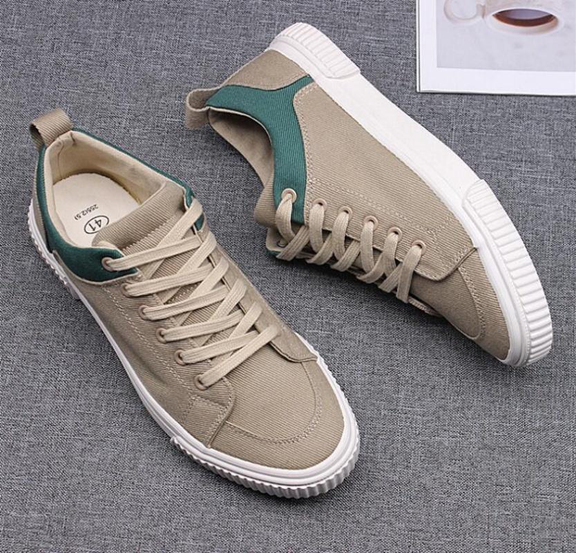 Fashion Men's Spring Canvas Shoes New Breathable Lace Up Casual Men's Versatile Flat Bottomed Cloth Shoes Anti Skateboard Shoes Tenis