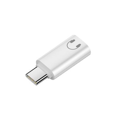 Долговечность Адаптер USB C Адаптер «мама» к USB C «папа» Совместим с Phone 15/16 Подключай и работай