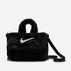 Y Nike Faux Fur crossbodY Fz1329 010