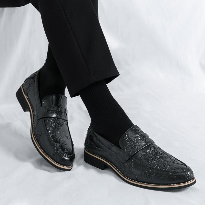 Fashion Hot Selling Luxury Gold Men's Banquet Dress Shoes Europe America Groom's Wedding Shoes High-end Men's Business Casual Shoes