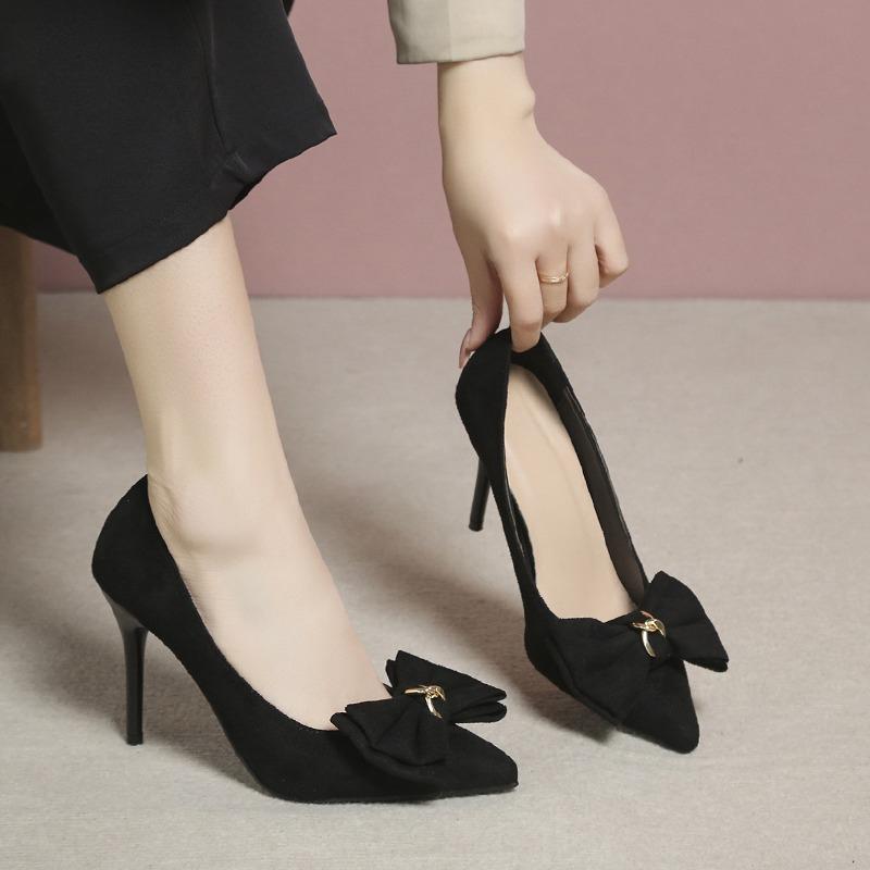 Модные высокие каблуки Тонкие каблуки 2025 Новые замшевые Остроносые Темпераментные женские туфли Стразы Французский стиль Одинарные туфли для девочек