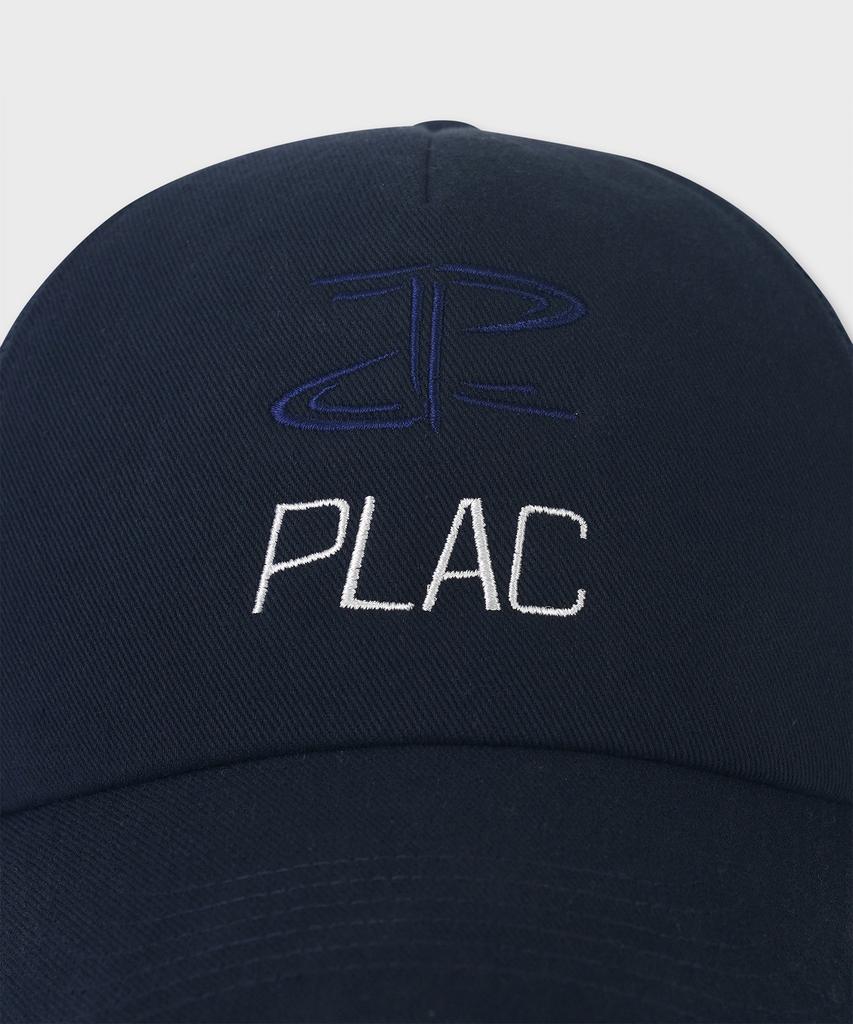 Кепка тракер с логотипом PLAC