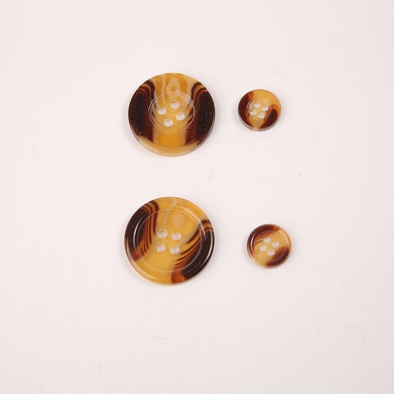 Пуговицы из смолы Феникс - Тонкие, с широким краем для рабочей одежды, рубашек, халатов и детской одежды. Универсальный для пальто.