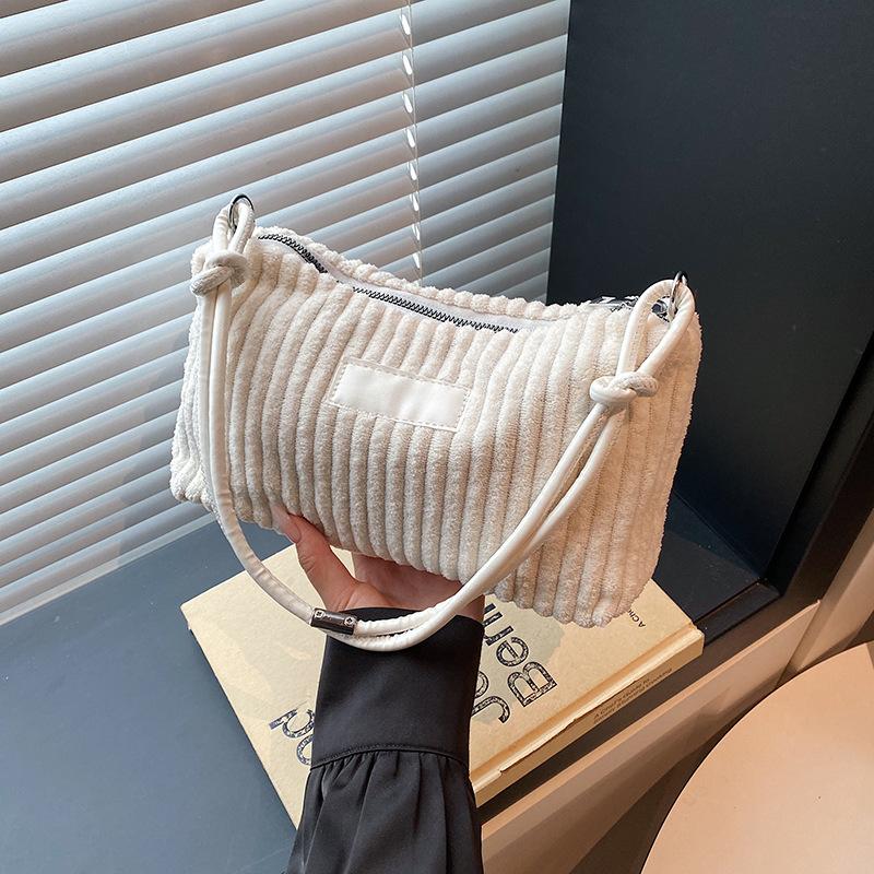 Весенняя мода плюшевая сумка-мессенджер новая большая вместимость простая вельветовая пушистая сумка на плечо подмышку женская