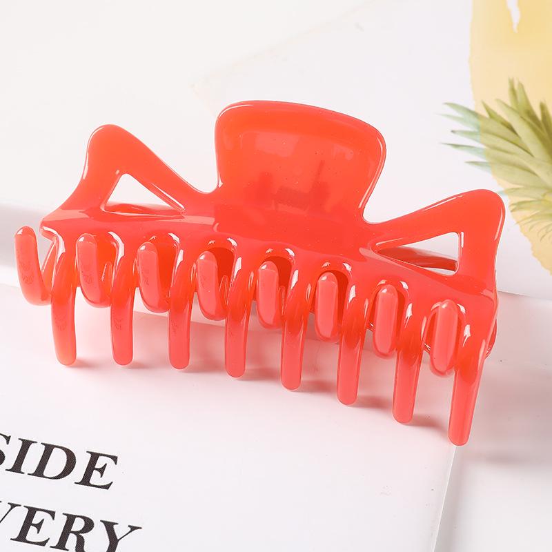 Korean-Style Geometric Hair Clips: Large Size, Versatile Hollow Ponytail & Grab Clips for Women