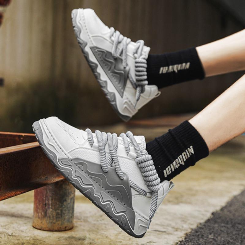 Designer Innovate Men Board Shoes Street Style Trend Versatile Leather Casual Shoes Male Flat Shoe Fashion No-slip Sneakers 2025