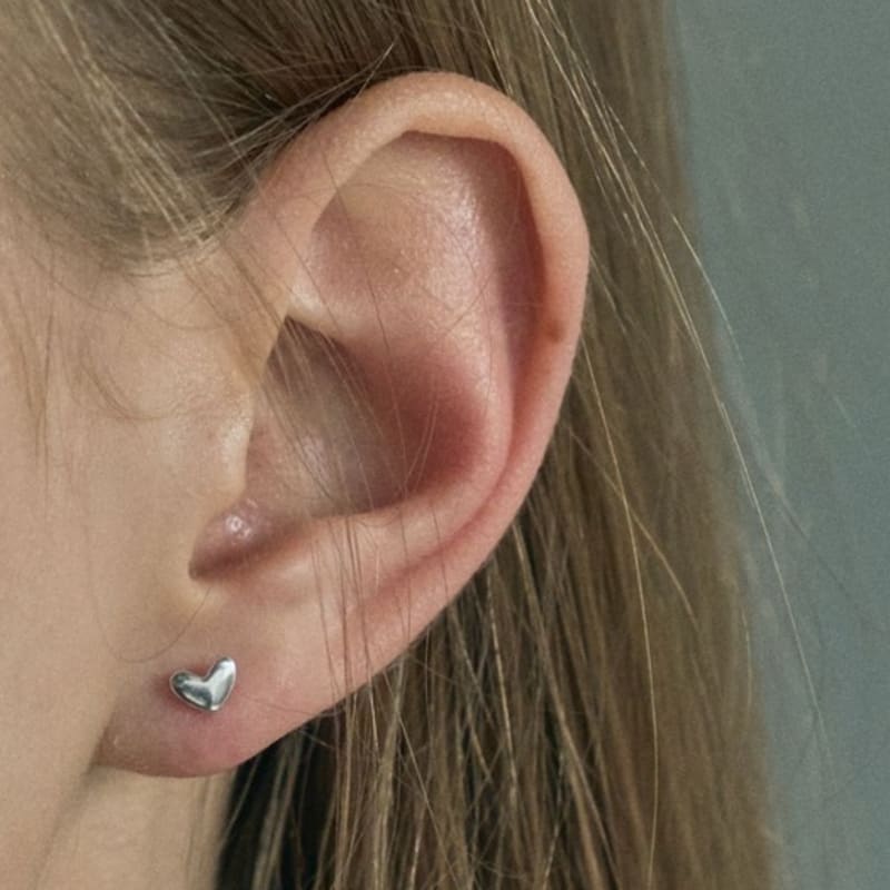 aora MINIMAL HEART EARING #0000