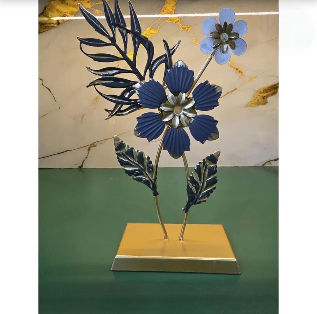 Metal Floral Table Decor Gold & Grey Flower Sculpture Modern Flower Centerpiece Elegant Home Decor Accent Desk Shelf, Living Room Decoration