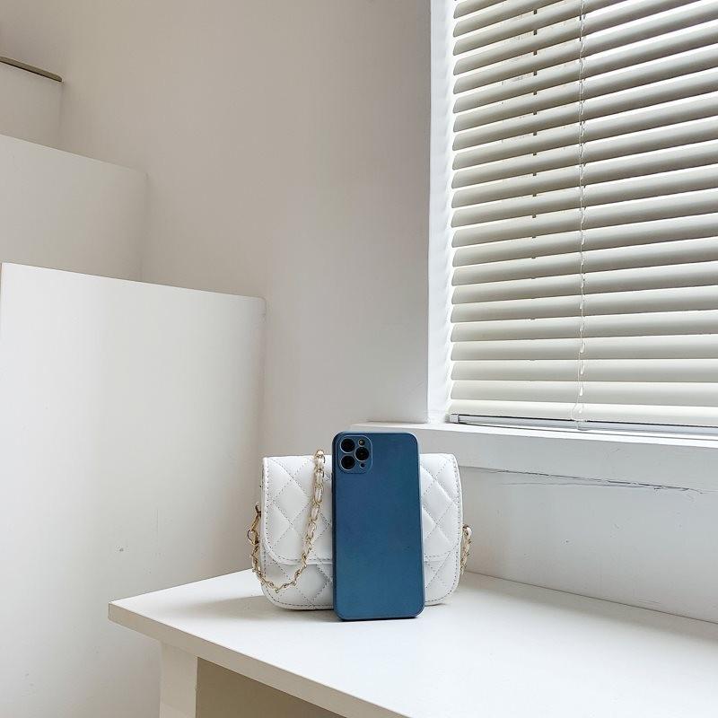 Stylish Chain Crossbody Bag For Women Vintage Checkered Design Soft Pu Leather