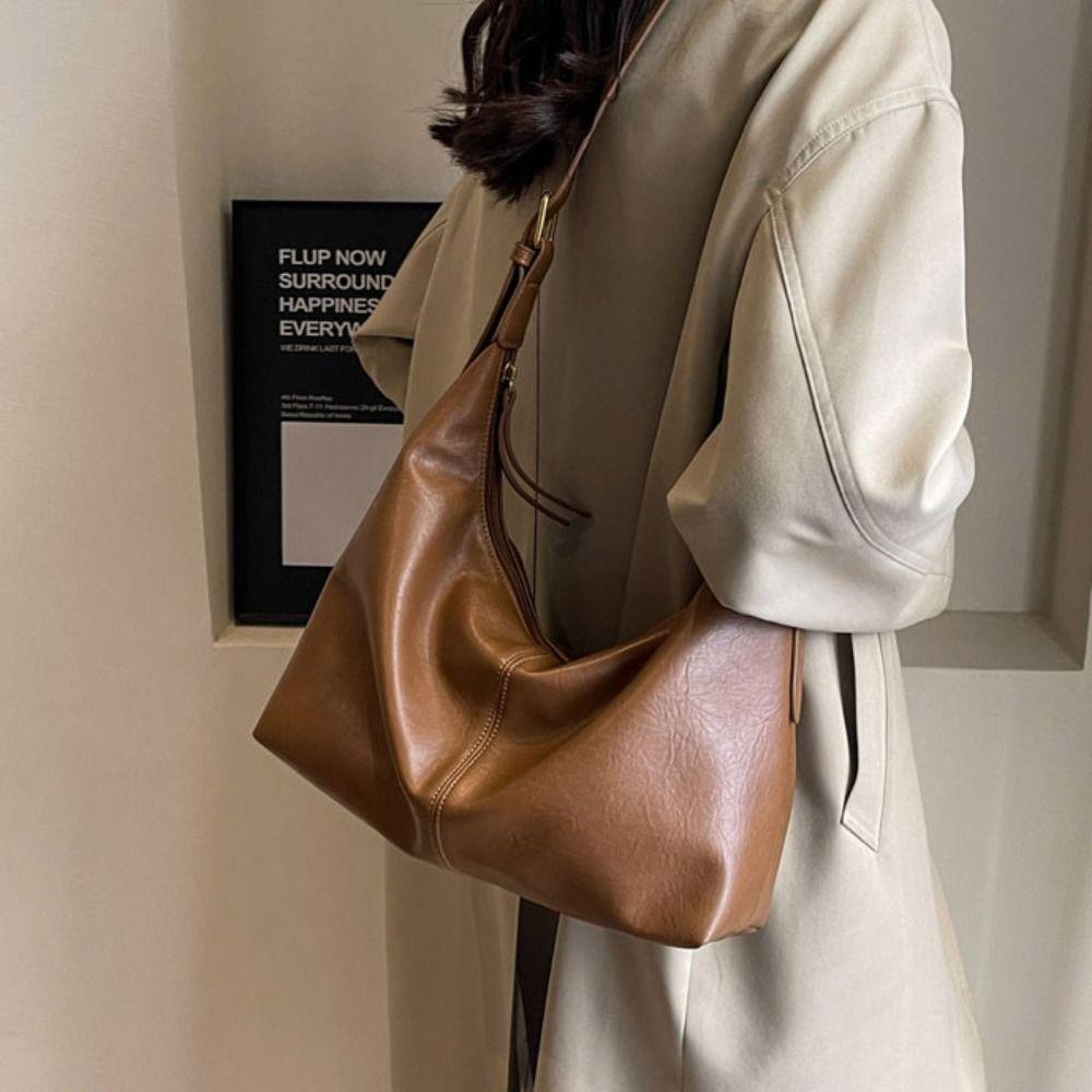 Korean Style Large Capacity Handbag Solid Color Underarm Packs Retro PU Tote Bag  Office Worker