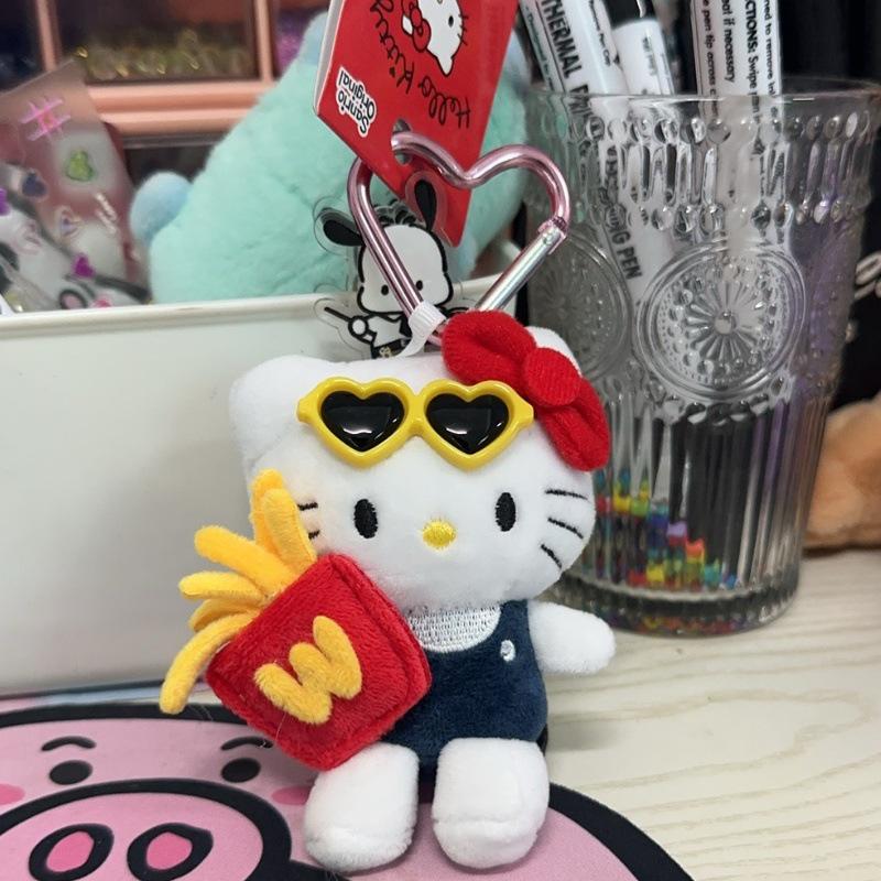 Очаровательный брелок-подвеска в виде котенка с картошкой фри Макдональдс – Милый Инс-стайл с акцентом в виде сердечка