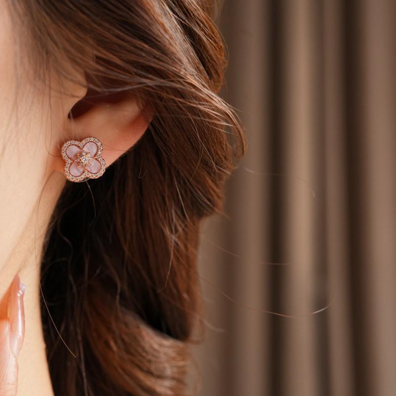 Floral Shell Jewelry Set With Zircon Accents Vintage-Inspired Earrings Delicate Choker Necklace Women