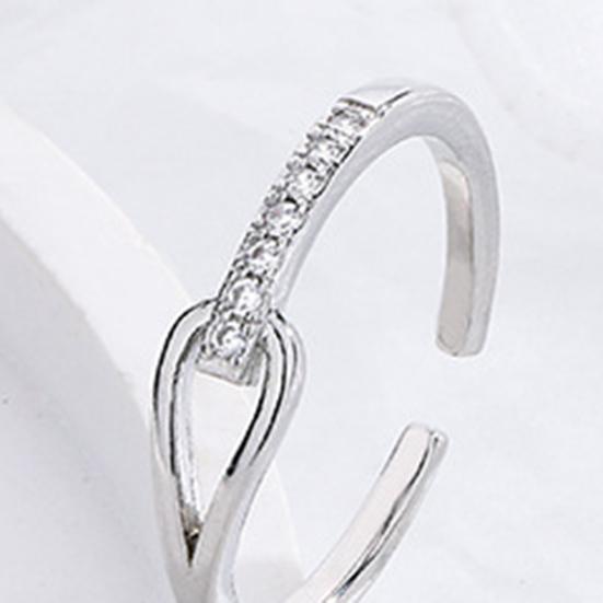 Women Ring Hollow Out Japan Korean Style Shiny Rhinetones Finger Ring for Wedding Party