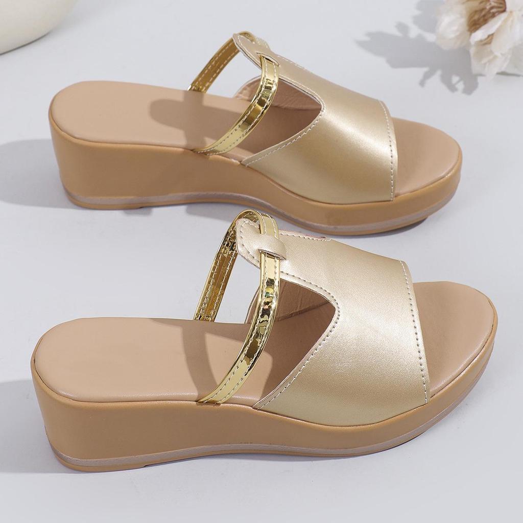 2024 Новые летние женские тапочки на танкетке с толстой подошвой: Повседневная обувь Cross-Border большого размера, увеличивающая рост