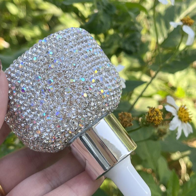 Роскошный мини-флакон-капельница Diamond: Элегантный белый переносной контейнер для эфирных масел