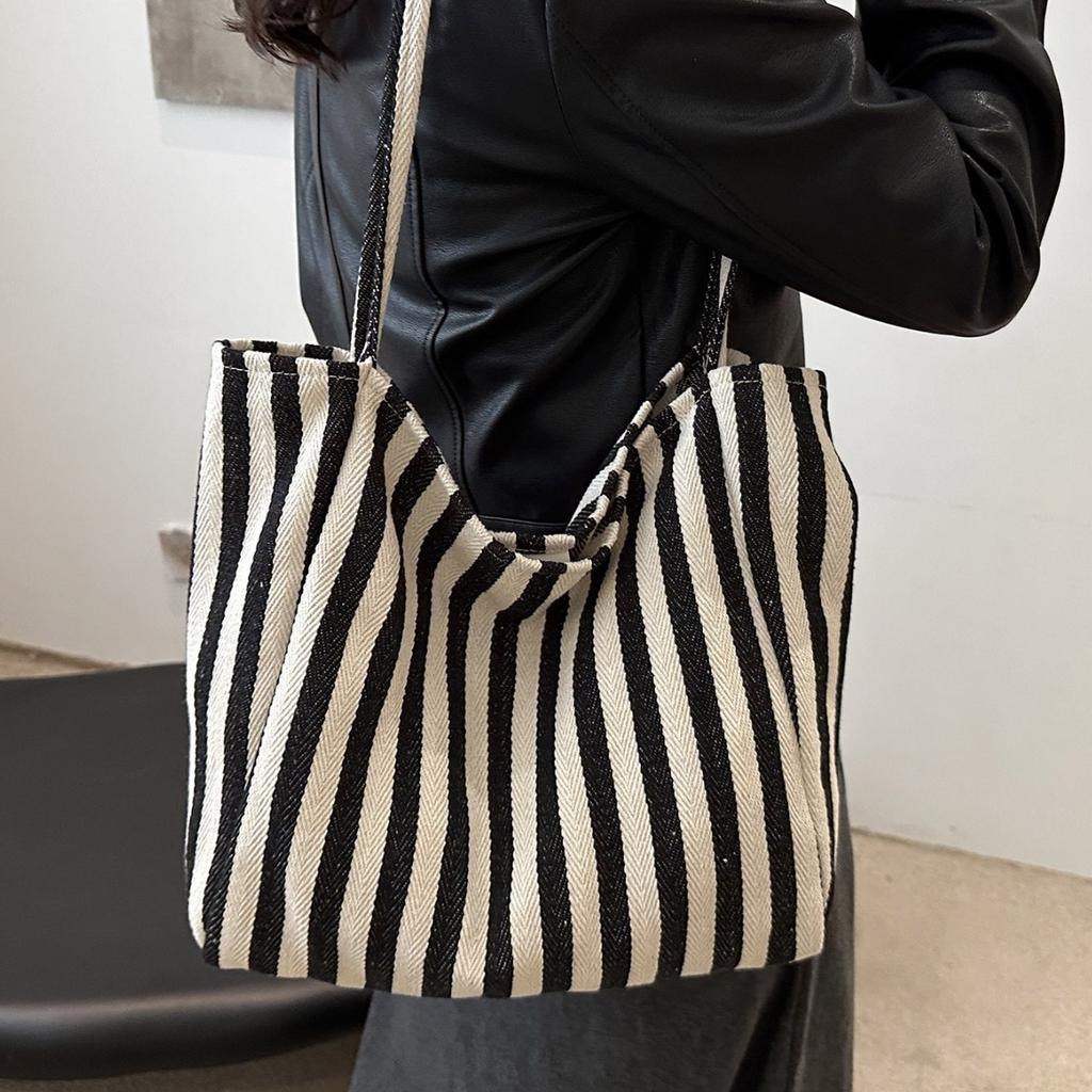 Korean Niche Shopping Bag 2025 New Tote Bag Retro Literary Shoulder Large Bag Small Fresh Striped Canvas Bag