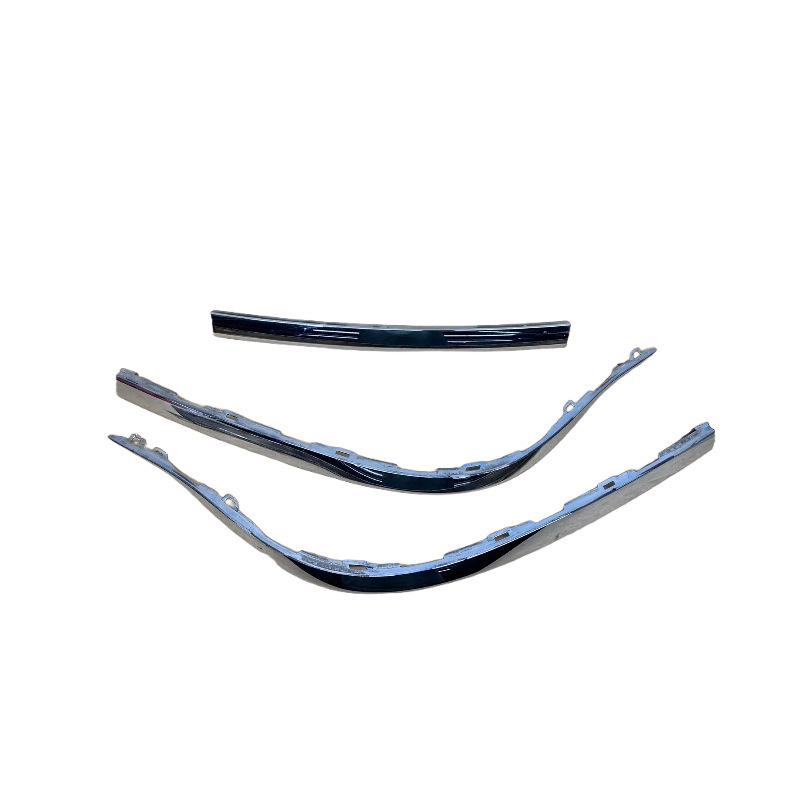 Яркая накладка на задний бампер для Jeep Grand Cherokee 2014-2022