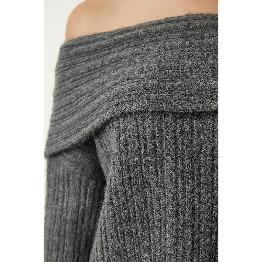 Женский красный трикотаж с воротником Мадонна Pf00049