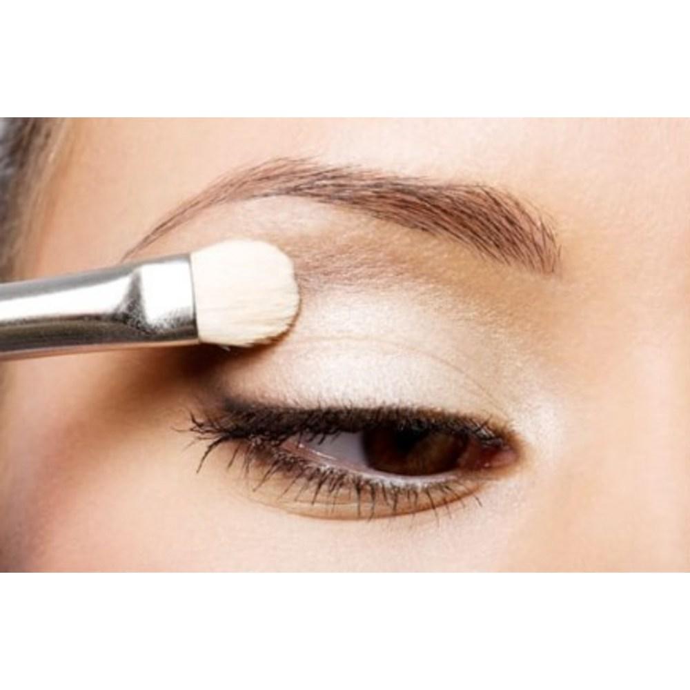 Хайлайтер Catrice More Than Glow Powder 5,9 г, оттенок 010 Ultimate Platinum Glaze, 1 шт.