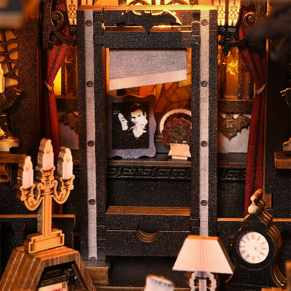 Book Nook Kit Dark Family DIY Wooden Puzzle Gothic Style Halloween Bookshelf Dollhouse Model Bookend Building Home Decoration
