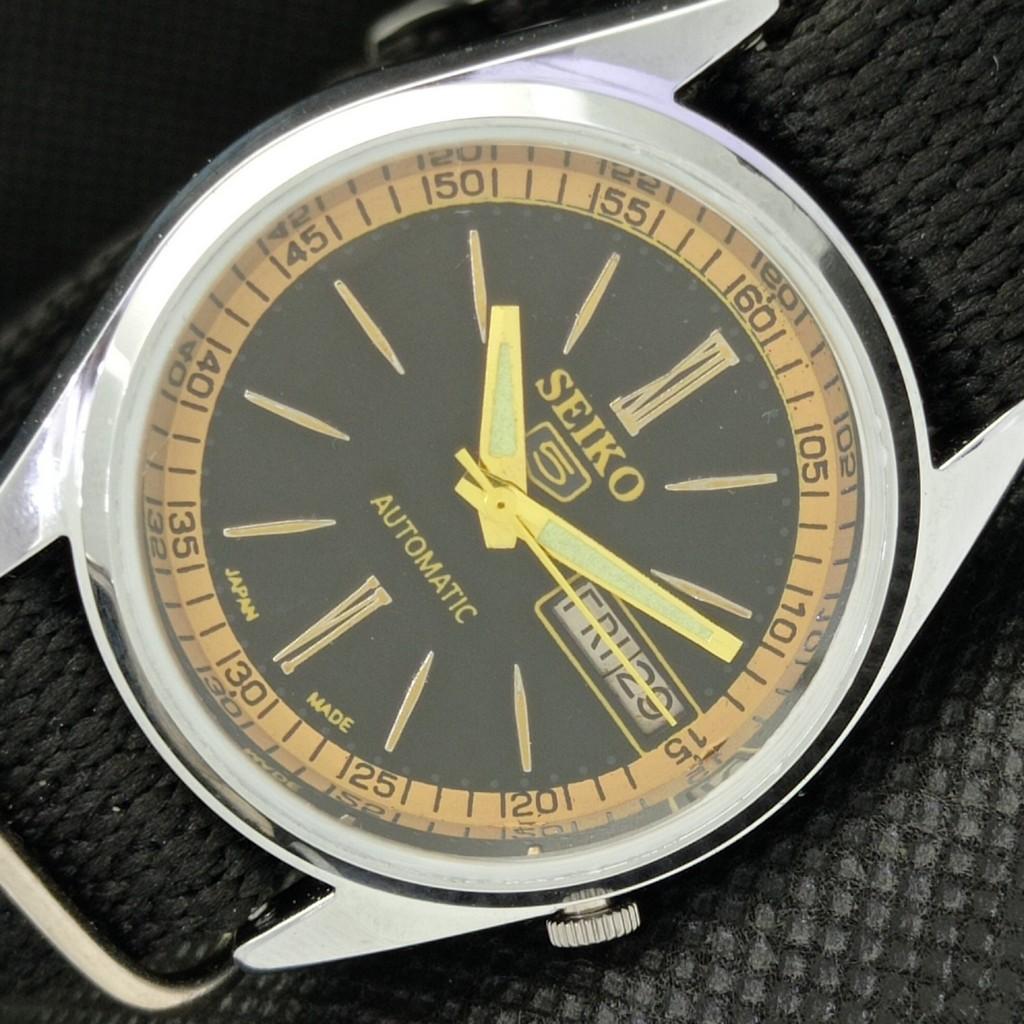 ВОССТАНОВЛЕННЫЕ ВИНТАЖНЫЕ МУЖСКИЕ ЧАСЫ SEIKO 5 AUTOMATIC 7009A ИЗ ЯПОНИИ, ЧЕРНЫЕ 598-a313081-2